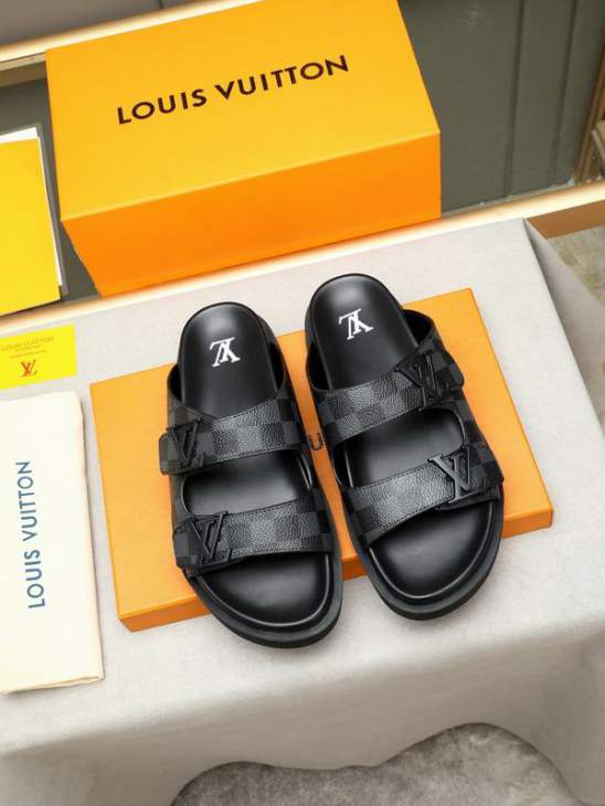 Picture of Louis Vuitton Slippers _SKULVsz38-45hnh0832891